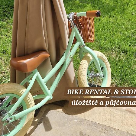 Villa Follemira Cz - Kitchen - Garden - Bike Storage Pencin Buitenkant foto